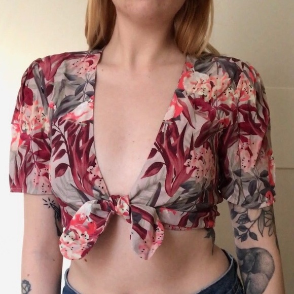 Zara Tropical Flamingo Tie-Up Crop - Picture 1 of 4